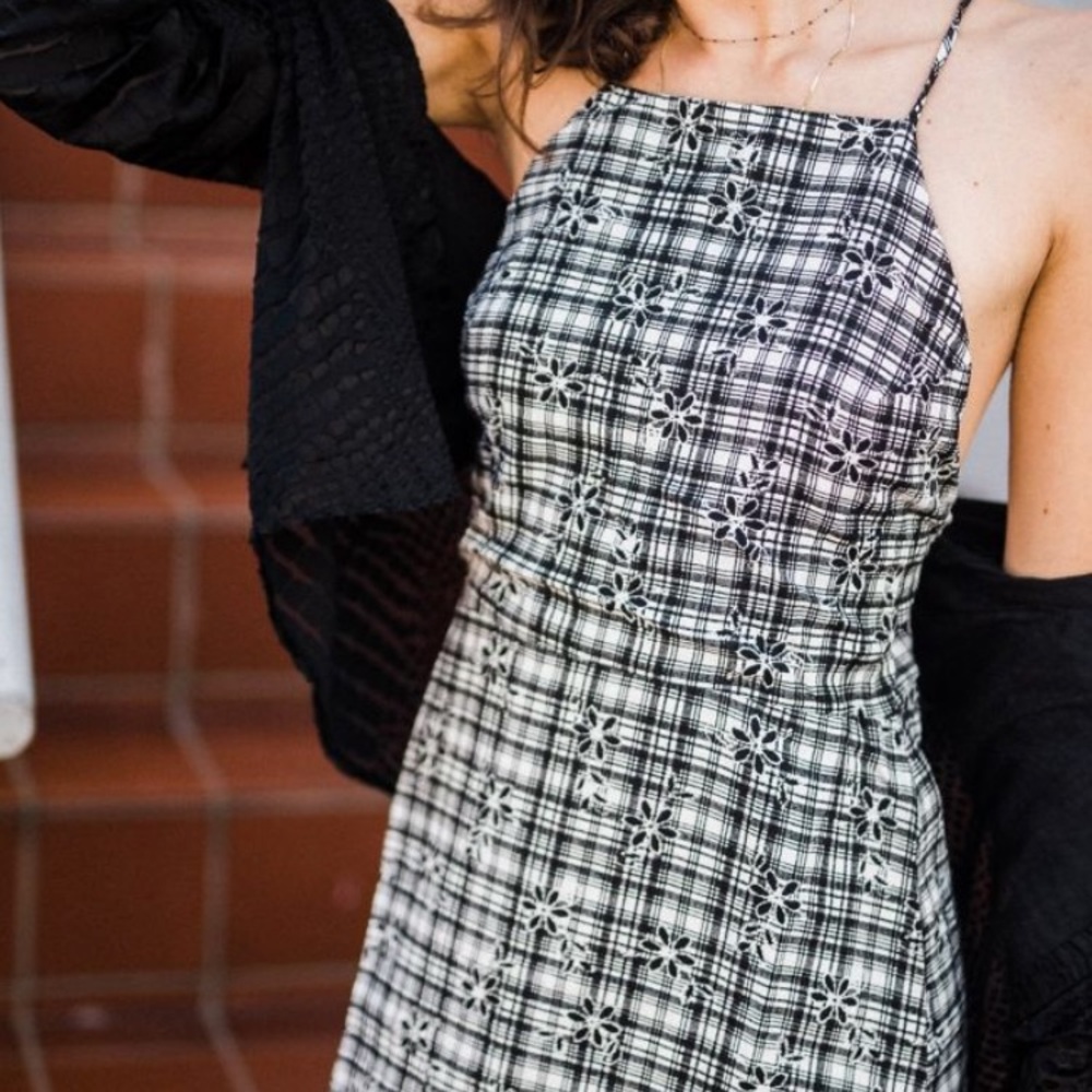UO mini tie-back dress !